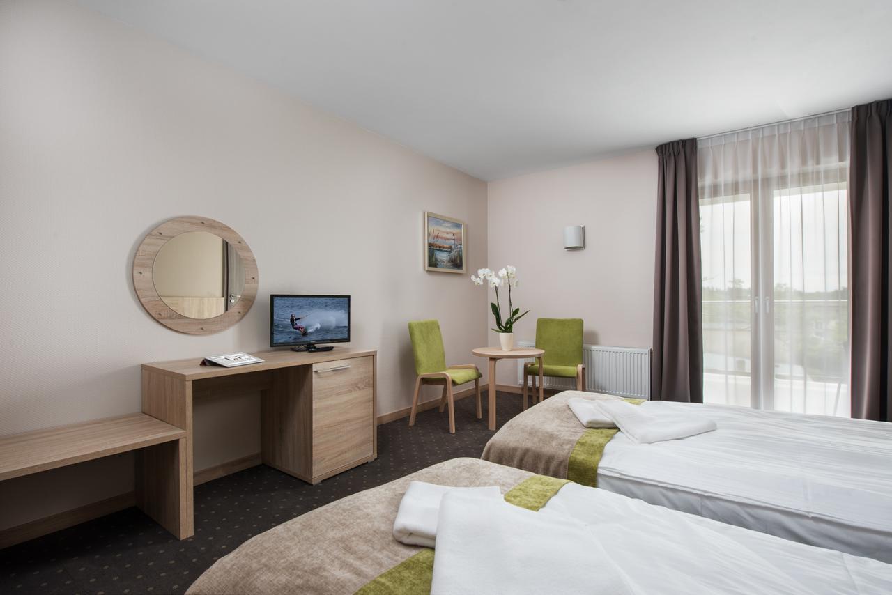 Hotel Szafir Jastrzebia Gora Exterior photo