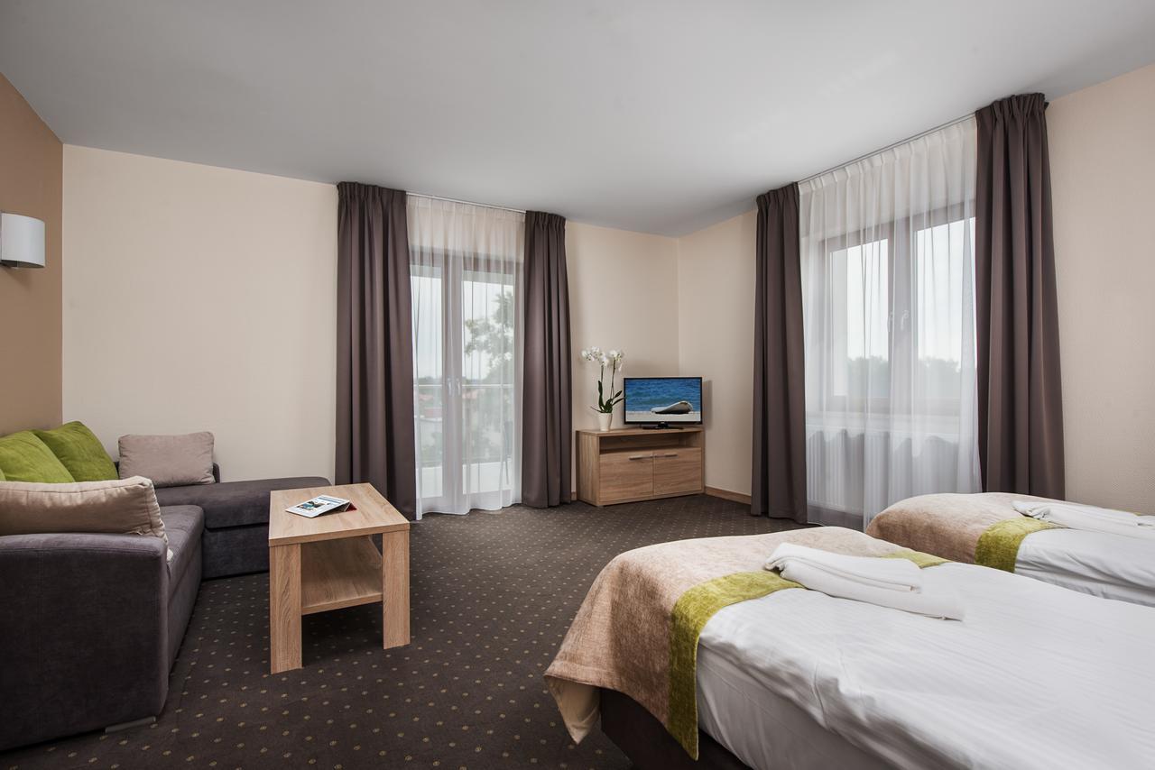 Hotel Szafir Jastrzebia Gora Exterior photo